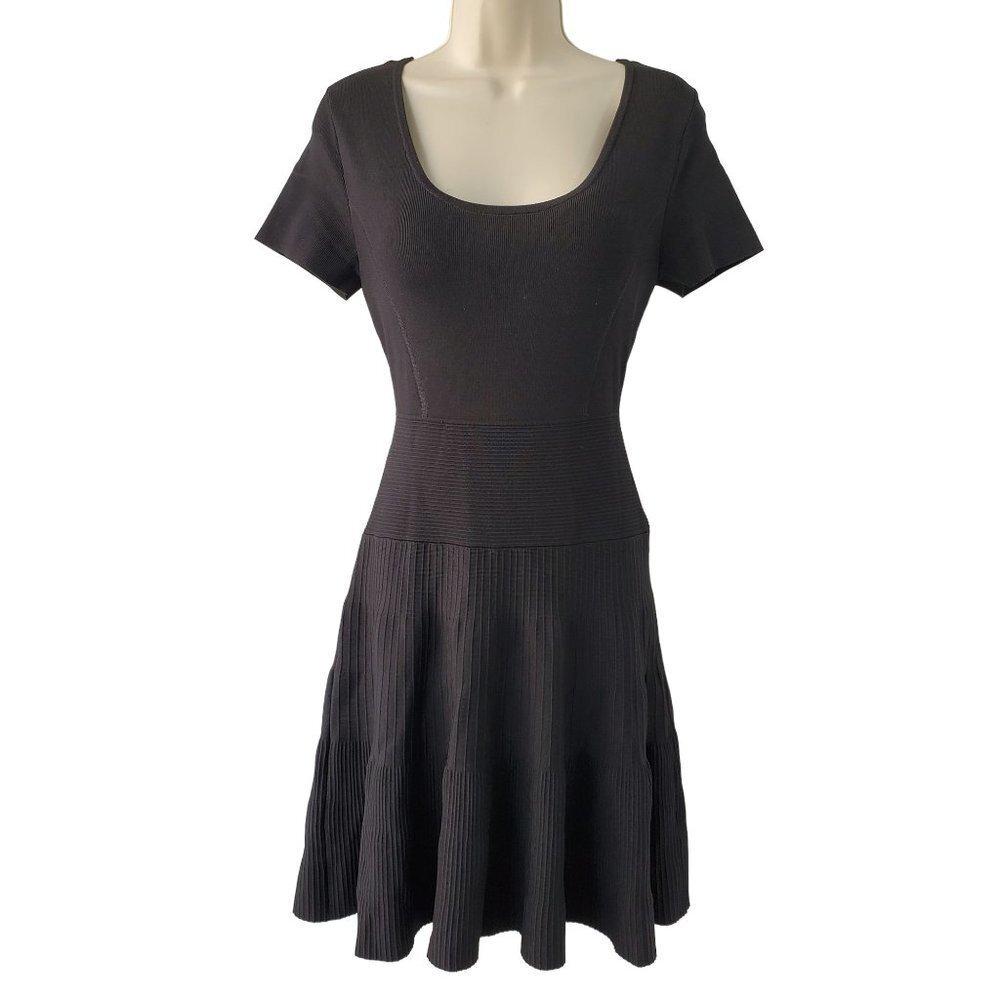 Michael Kors Black Short Sleeve Scoop Neck Knit Skater Dress